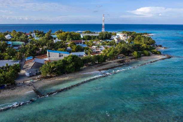 Maldives bans smoking for younger generations