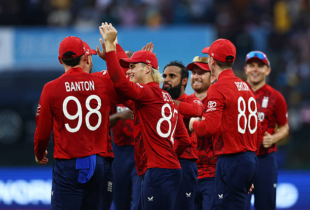 England bowlers secure crucial win over Sri Lanka